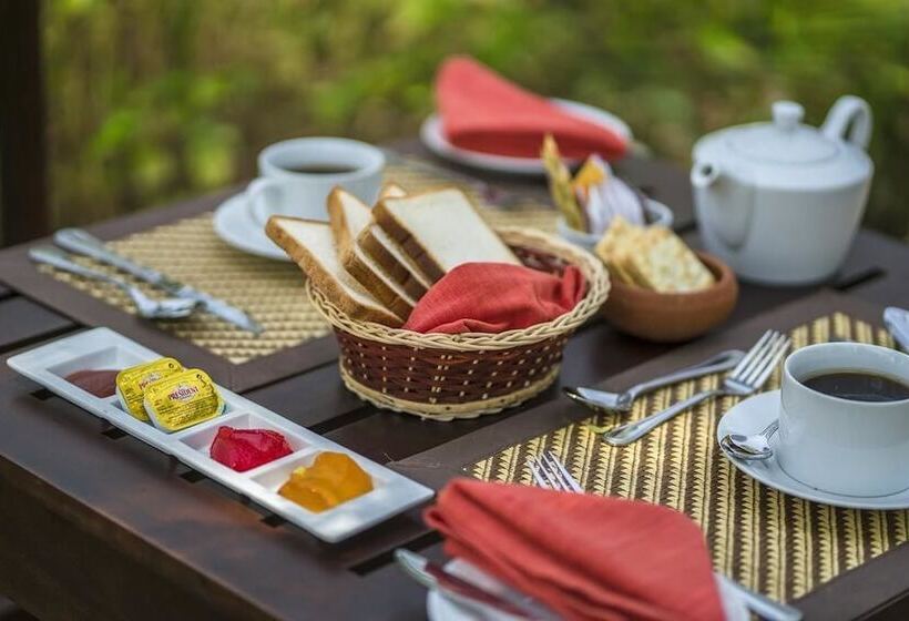 بنسيون Wadula Safari Yala