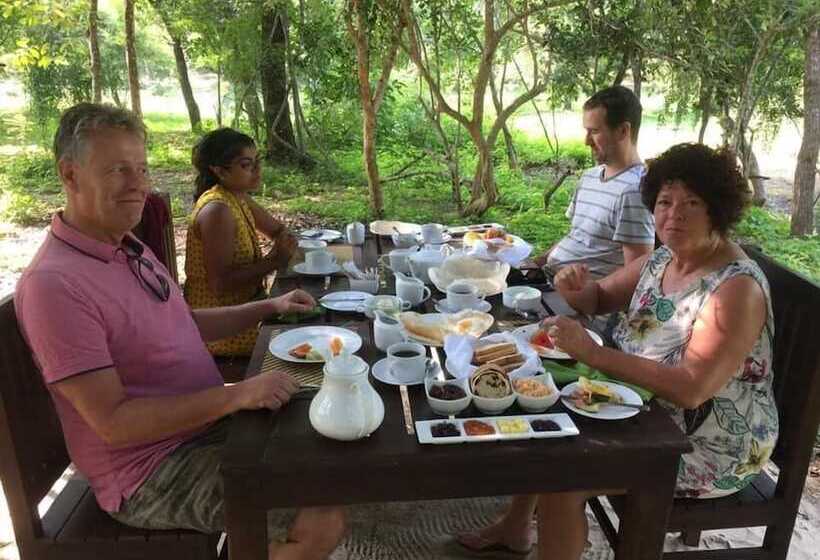 بنسيون Wadula Safari Yala