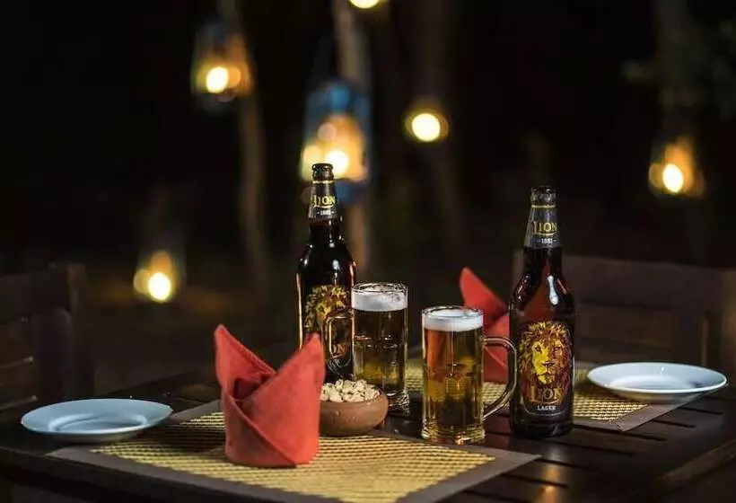 Majatalo Wadula Safari Yala