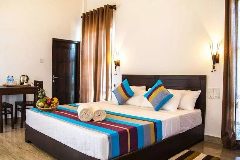 Majatalo Wadula Safari Yala