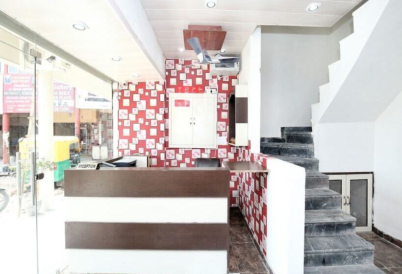 The Sitara Hotel By Oyo Rooms