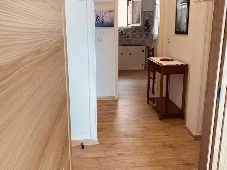 Akrogiali Apartments