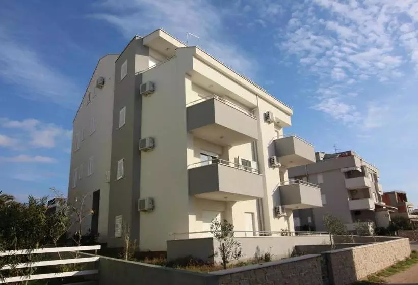 Apartments Adria