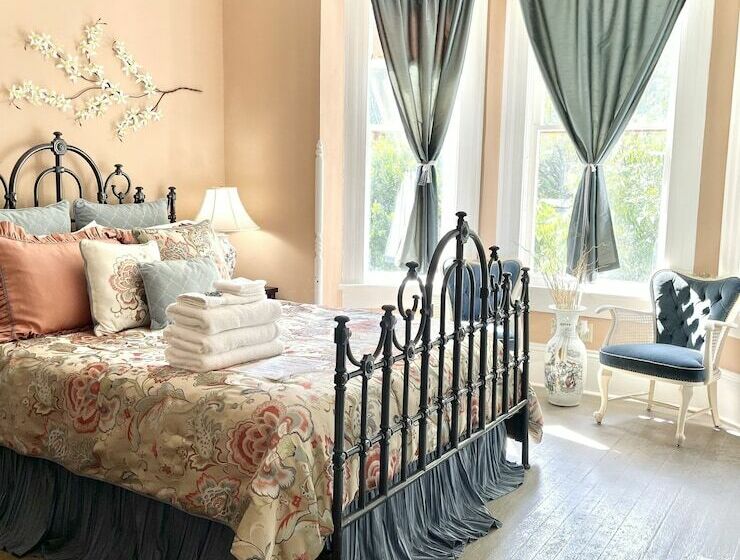 مبيت وإفطار Peacock Place