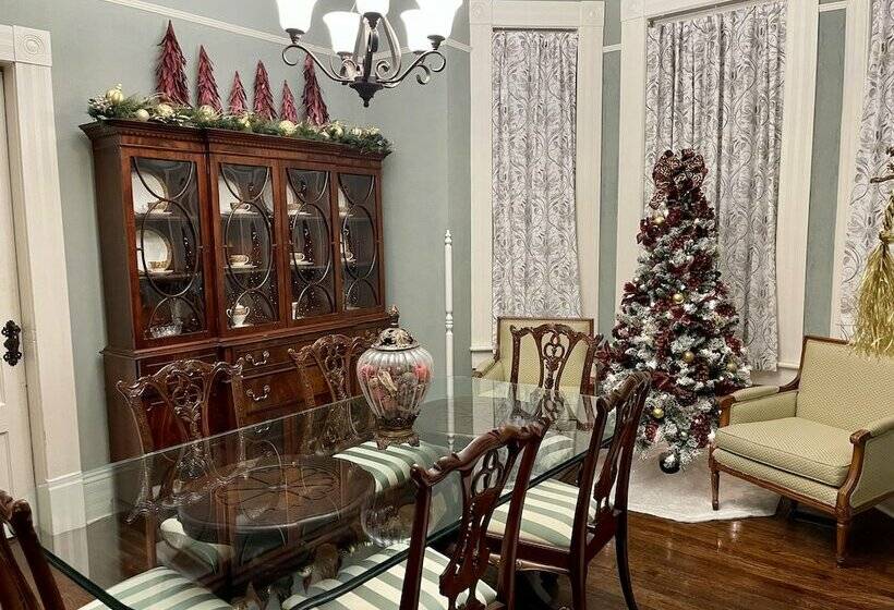 مبيت وإفطار Peacock Place