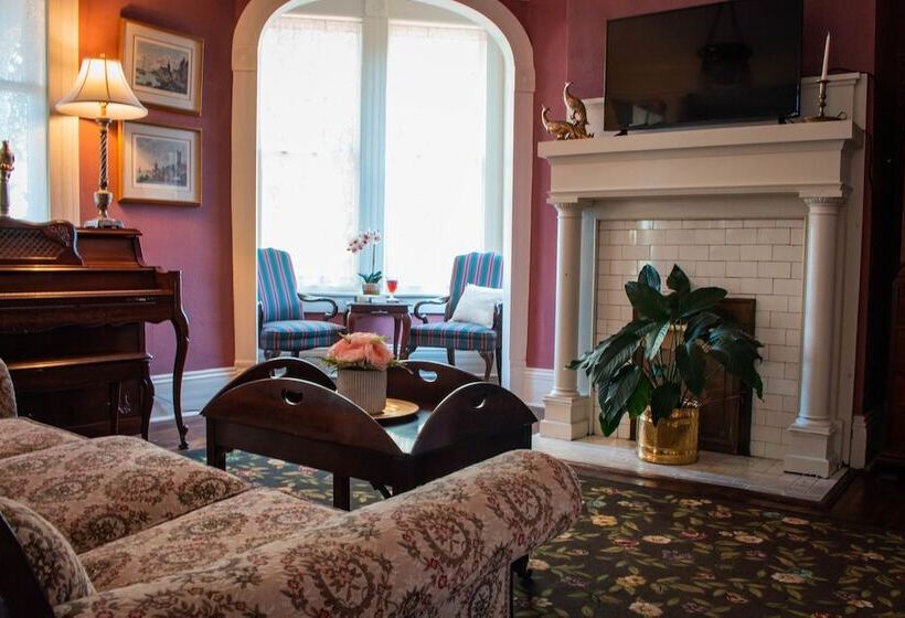 مبيت وإفطار Peacock Place