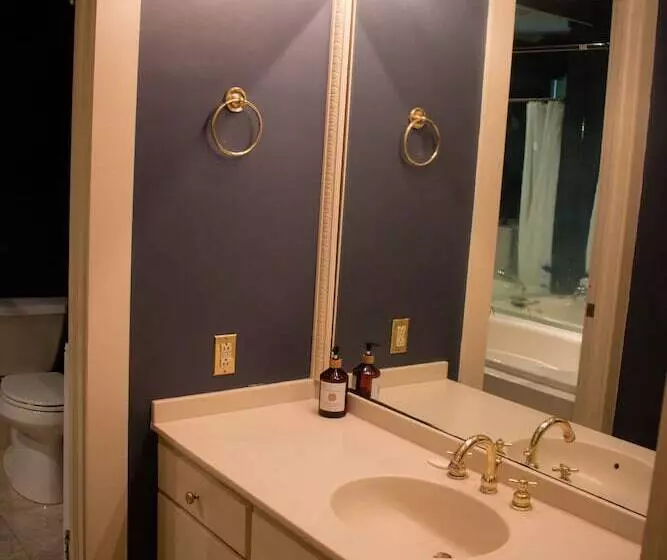 Aamiaismajoitus (B&B) Peacock Place