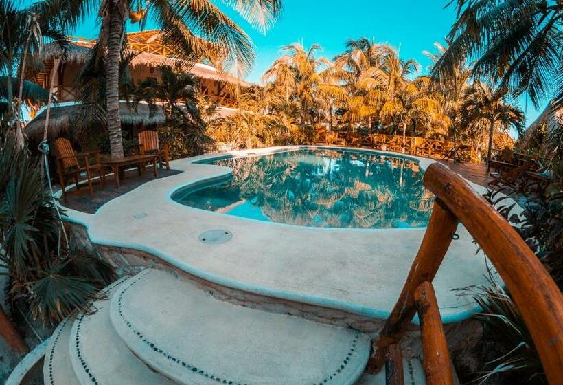 Ensueño Holbox & Beach Club