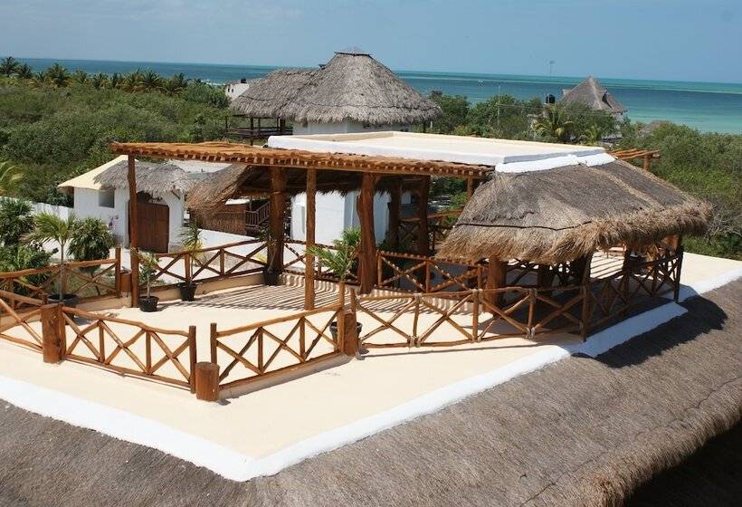 Ensueño Holbox & Beach Club