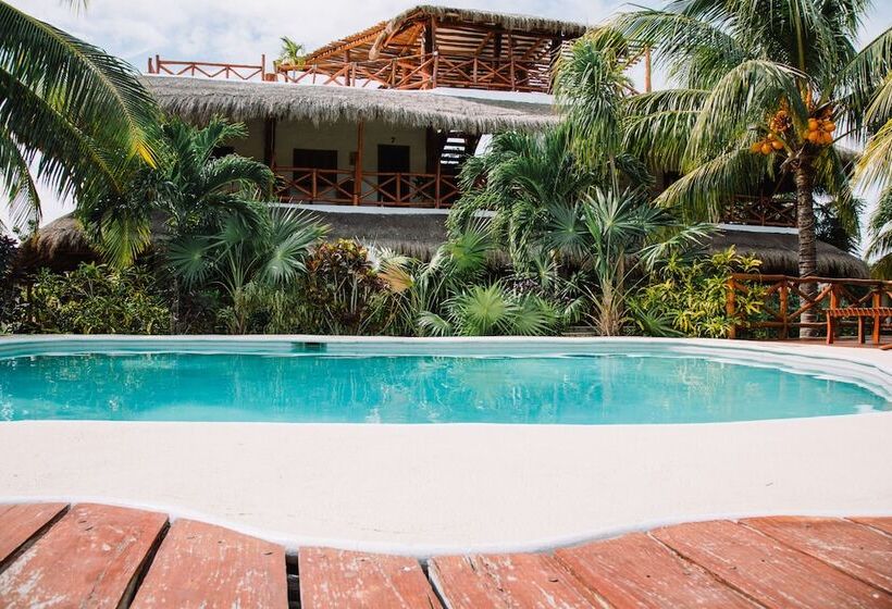 Ensueño Holbox & Beach Club