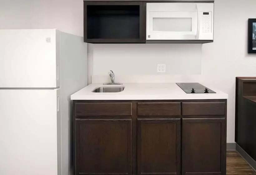 Extended Stay America Suites  Minneapolis  Airport  Mendota Heights