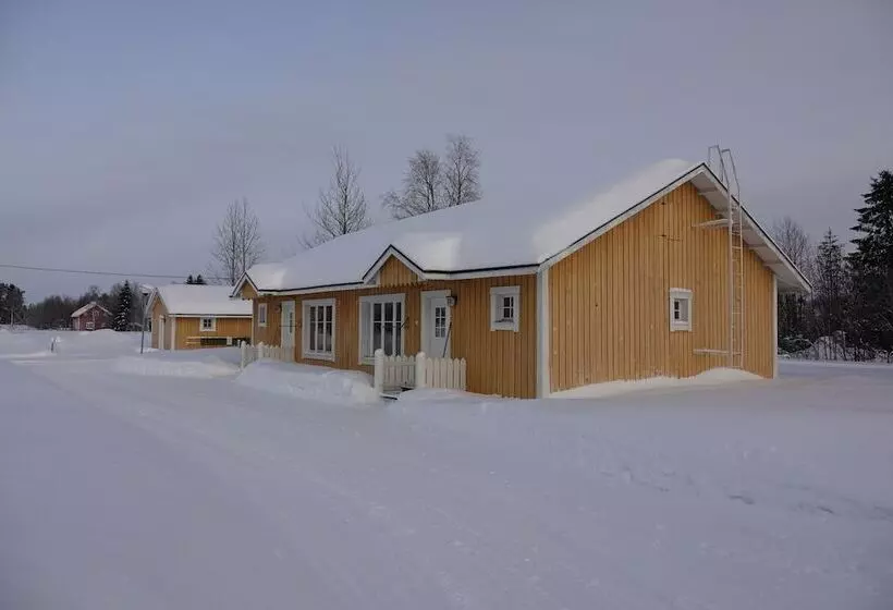 Hostelli Kierinki Village