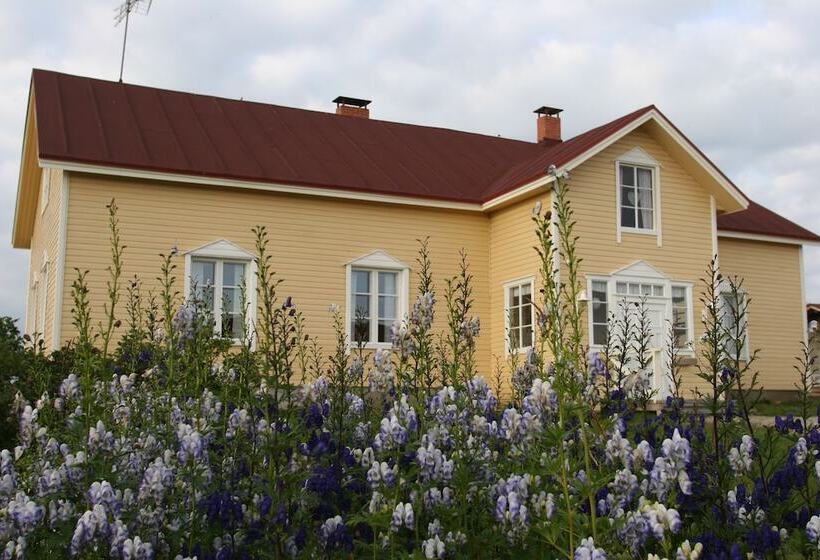 פונדק Kierinki Village