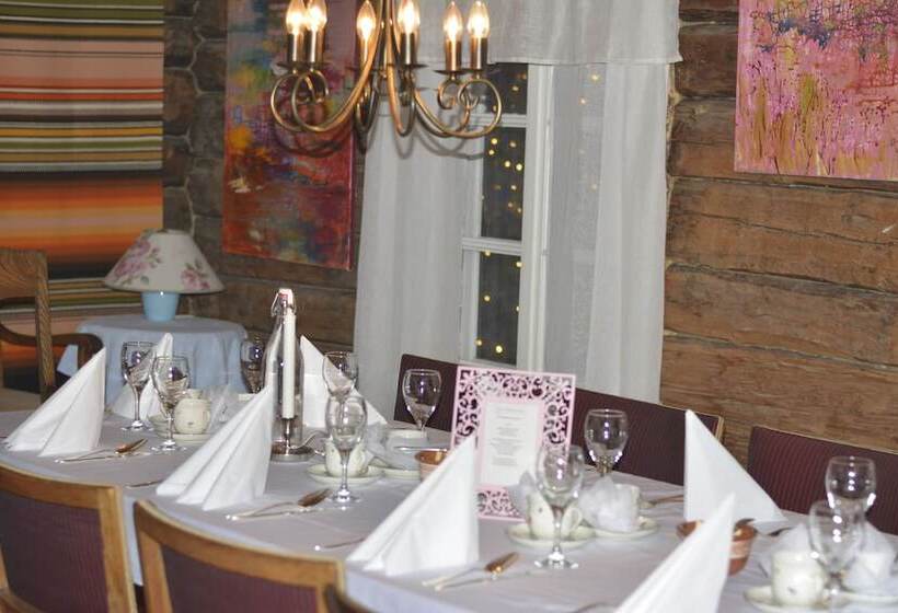 פונדק Kierinki Village