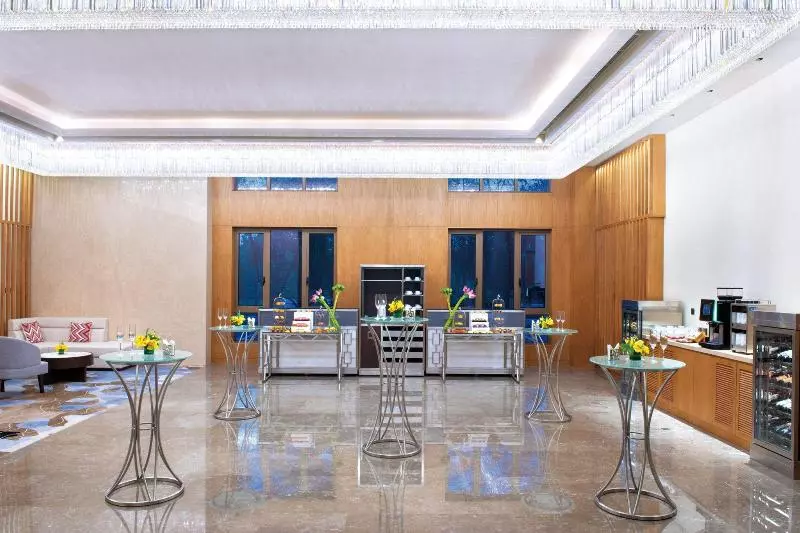 Hotelli Crowne Plaza Huzhou By Ihg