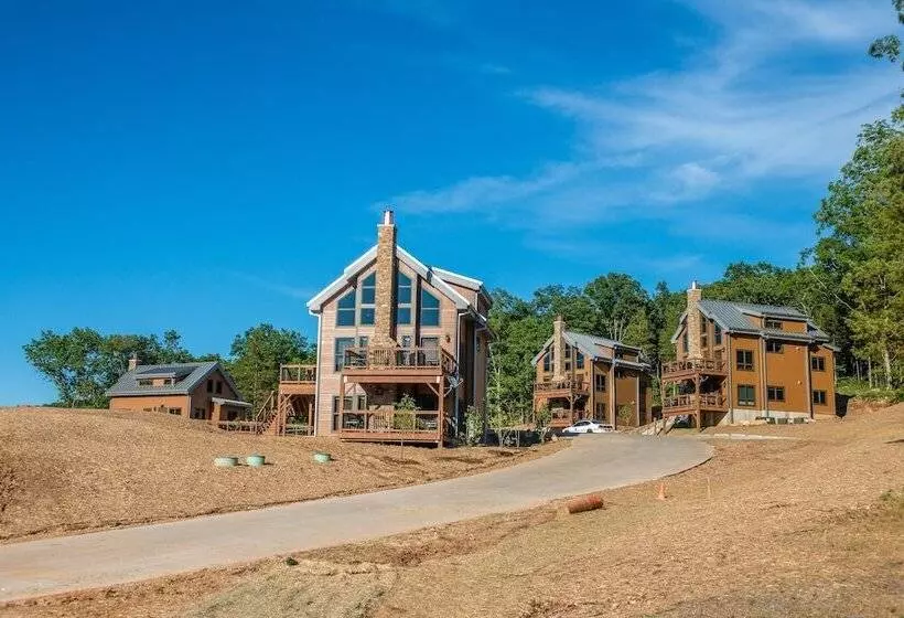 Hotelli Echo Bluff State Park