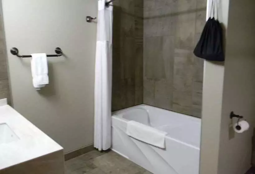 Hotelli Echo Bluff State Park