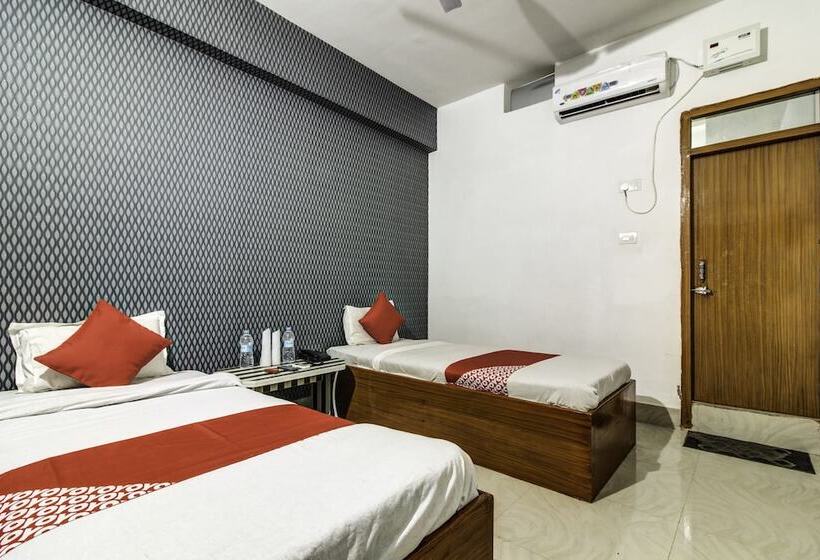 هتل Kalyan Residency By Oyo