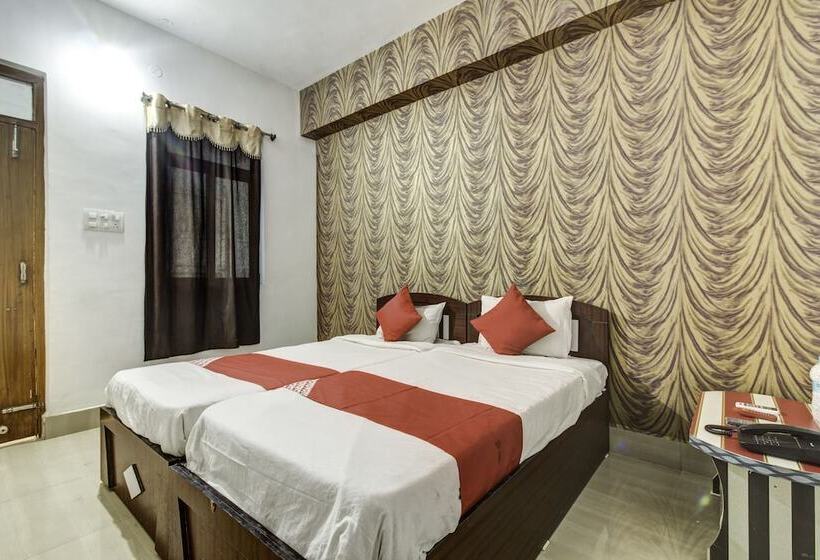 هتل Kalyan Residency By Oyo