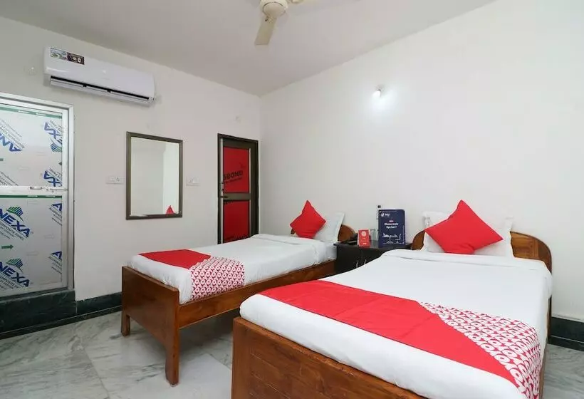 ホテル Momotaro House