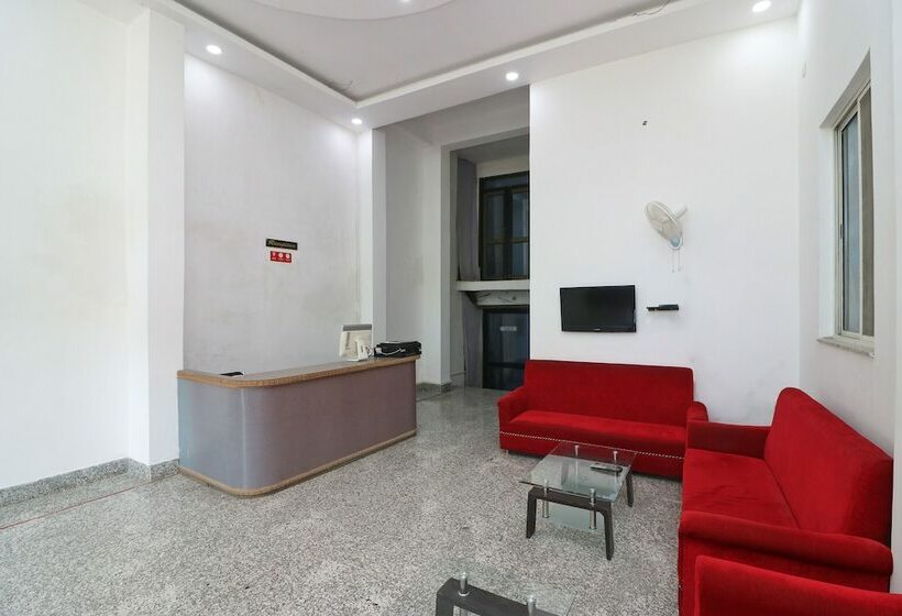 Hotelli Momotaro House