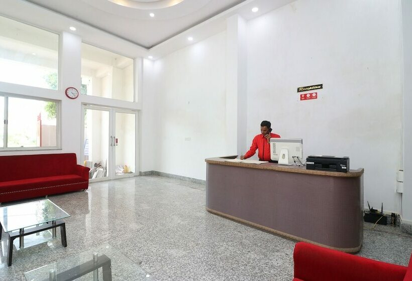 Hotelli Momotaro House