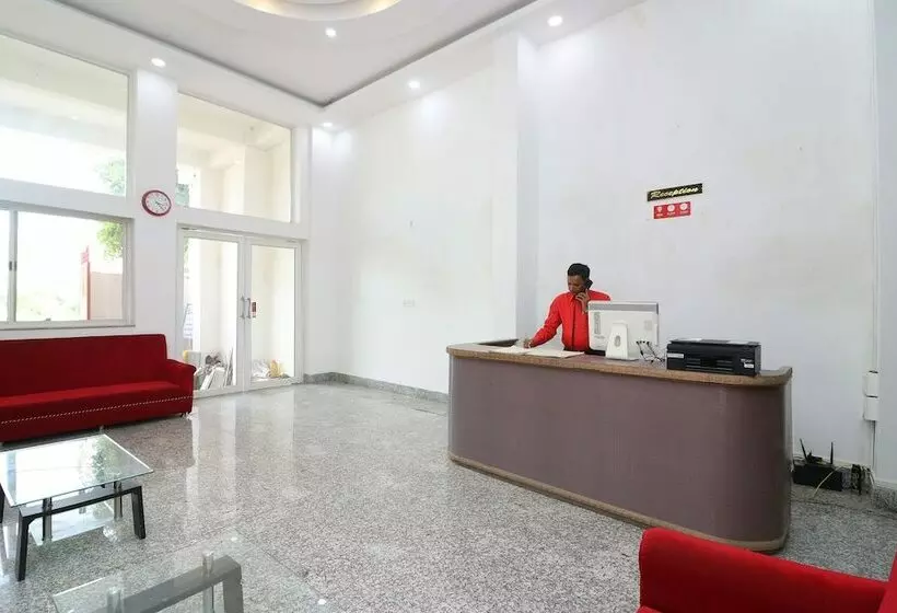 ホテル Momotaro House