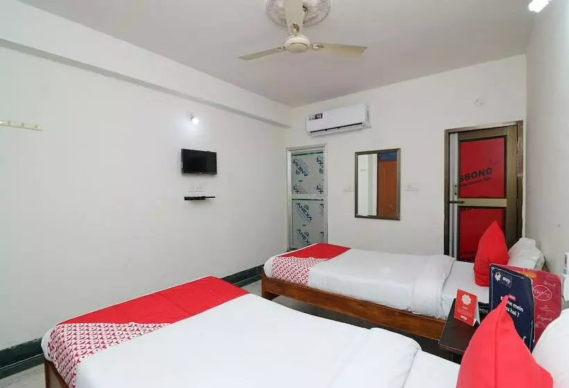 ホテル Momotaro House