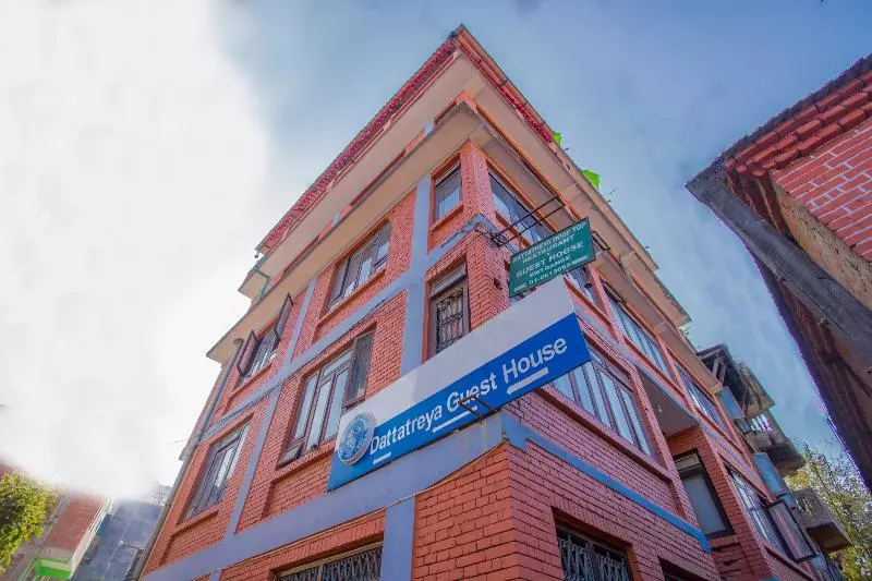 هتل Oyo 257 Dattatreya Guest House