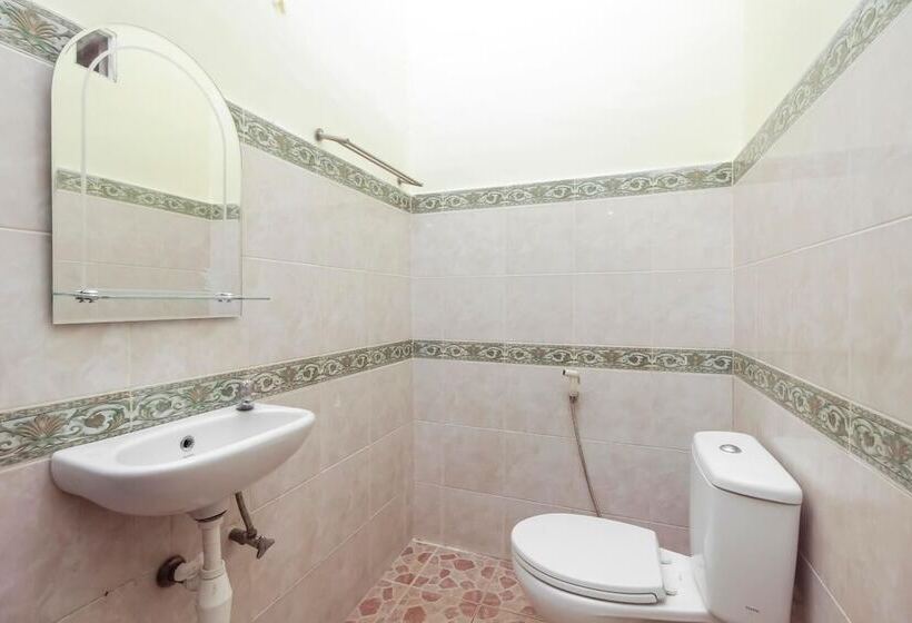 בית מלון כפרי Reddoorz Near Iain Palangkaraya