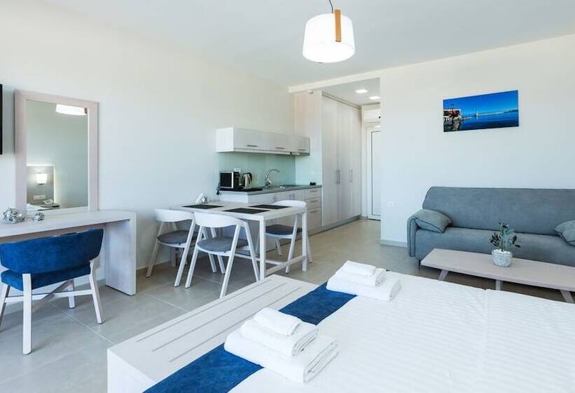 هتل Sun And Sea Plus Resort