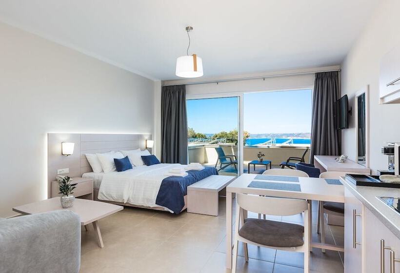 هتل Sun And Sea Plus Resort