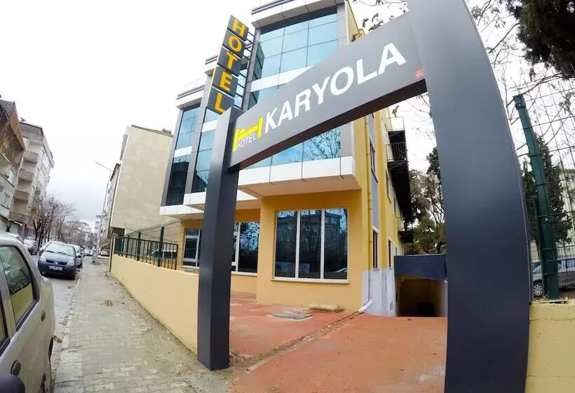 Karyola Otel   Caters To Men