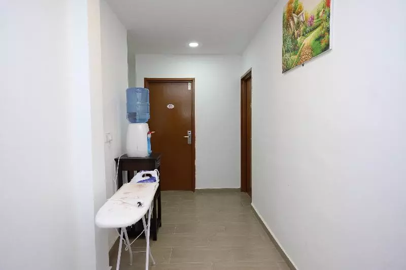 Oyo 718 Mr J Hotel Wakaf Che Yeh 1