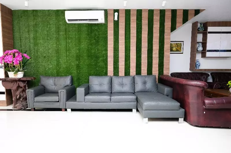 Oyo 718 Mr J Hotel Wakaf Che Yeh 1