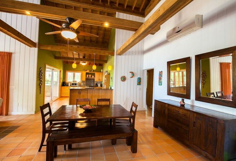 پانسیون Springwater Resorts