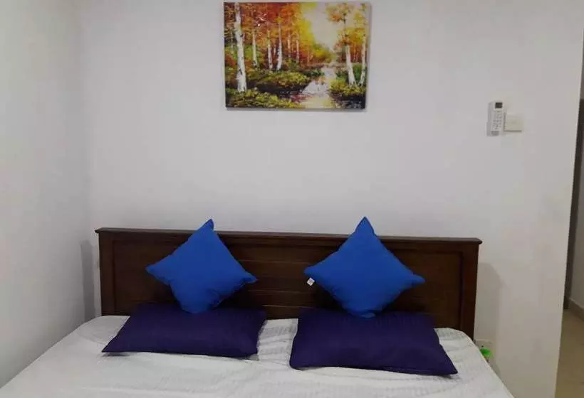 Aamiaismajoitus (B&B) Airport Pearl Garden Transit