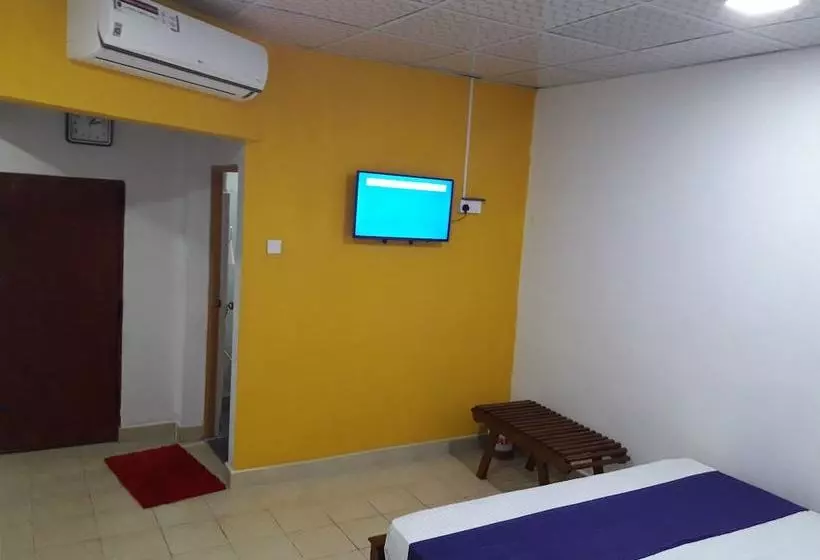 Aamiaismajoitus (B&B) Airport Pearl Garden Transit