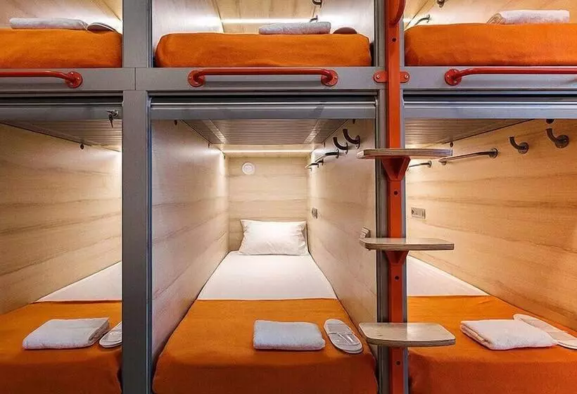 Gettsleep Sheremetyevo Airport Terminal Aeroexpress   Hostel