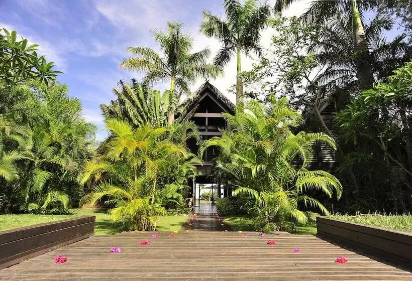 هتل Anjajavy Le Lodge   Relais&châteaux