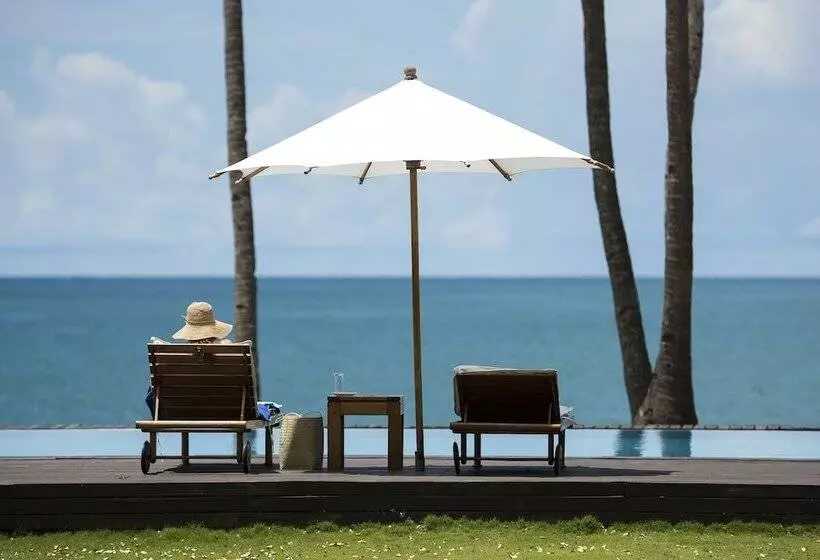 هتل Anjajavy Le Lodge   Relais&châteaux