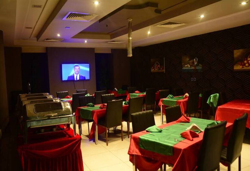 هتل Caesar S Luxury