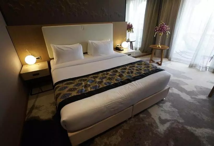 Hotelli Clarks Inn Suites Raipur
