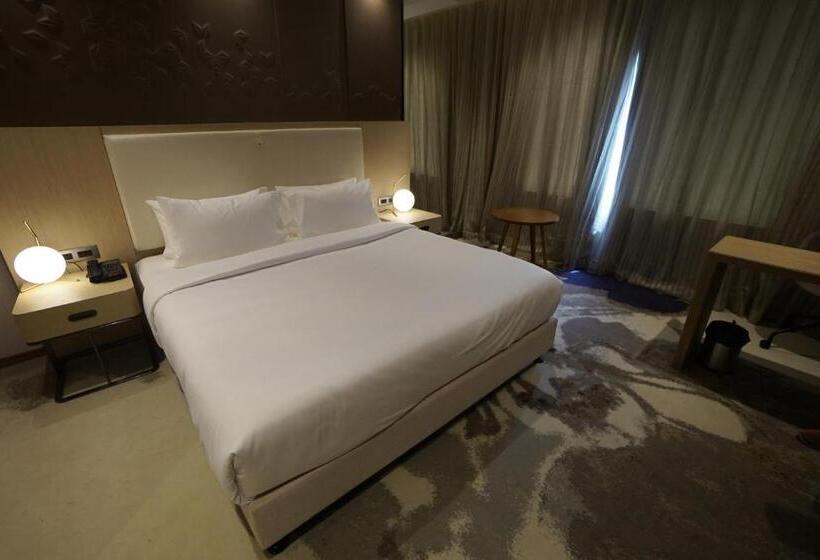 בית מלון כפרי Clarks Inn Suites Raipur