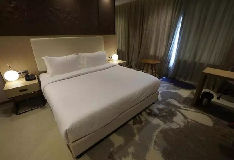 Hotelli Clarks Inn Suites Raipur