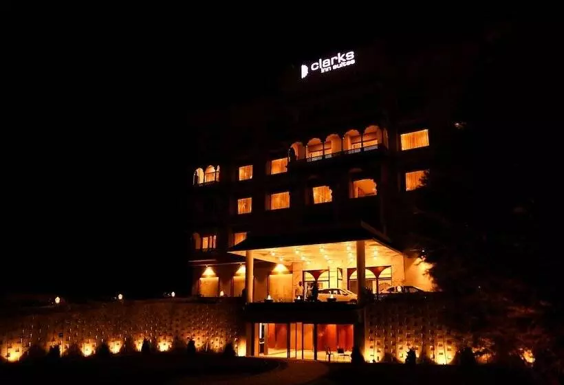 Hotelli Clarks Inn Suites Raipur