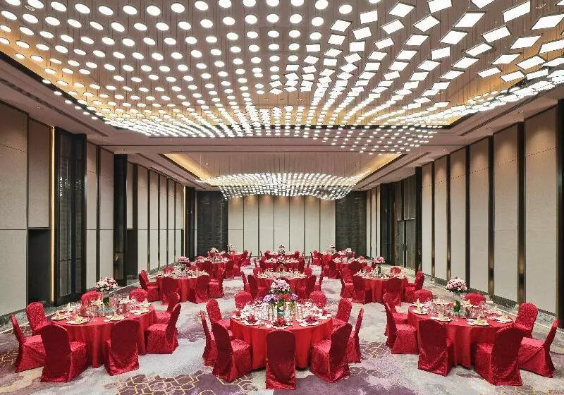 ホテル Crowne Plaza Wuxi Lake View By Ihg