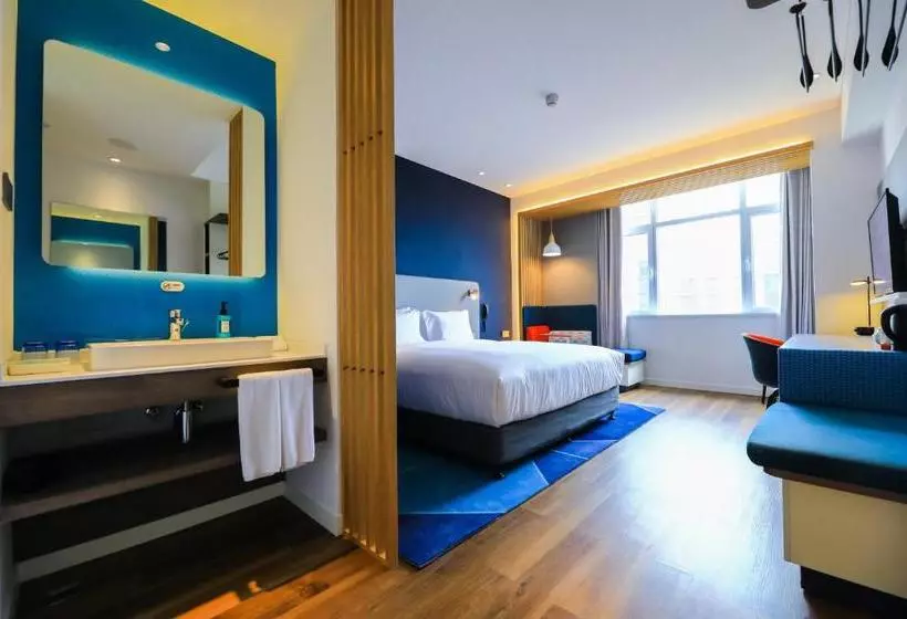ホテル Holiday Inn Express Yantai Fulai