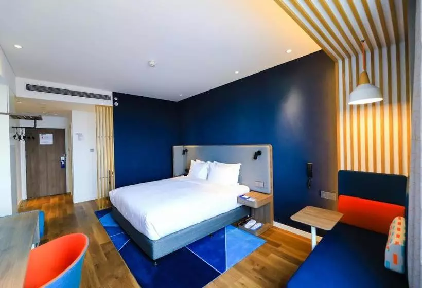 ホテル Holiday Inn Express Yantai Fulai