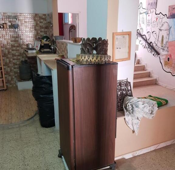 پانسیون Auberge Alferdaous